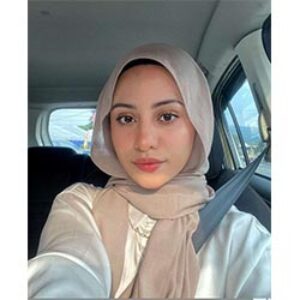 Profile photo of Elizabeth